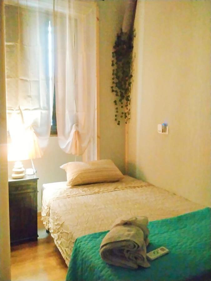 Don Pes Travel Rooms Сассари Экстерьер фото