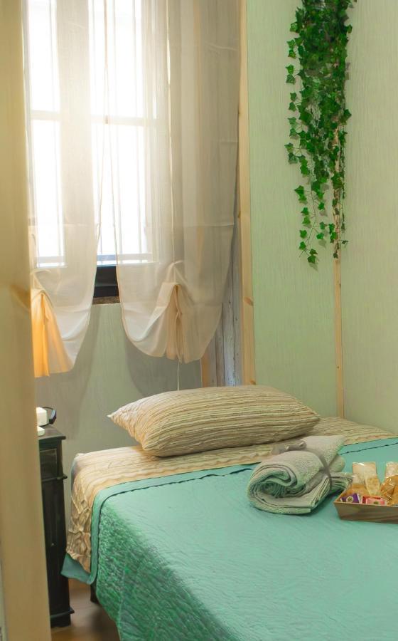 Don Pes Travel Rooms Сассари Экстерьер фото