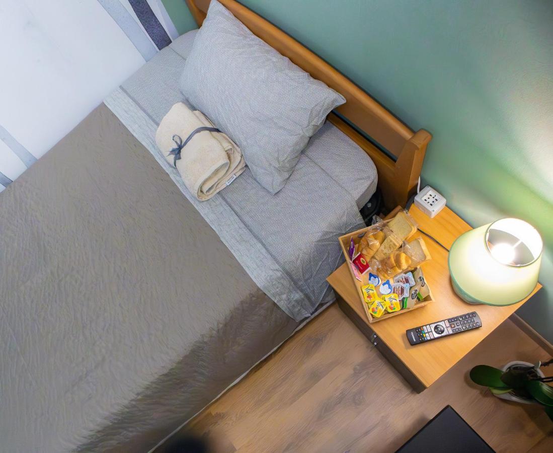 Don Pes Travel Rooms Сассари Экстерьер фото