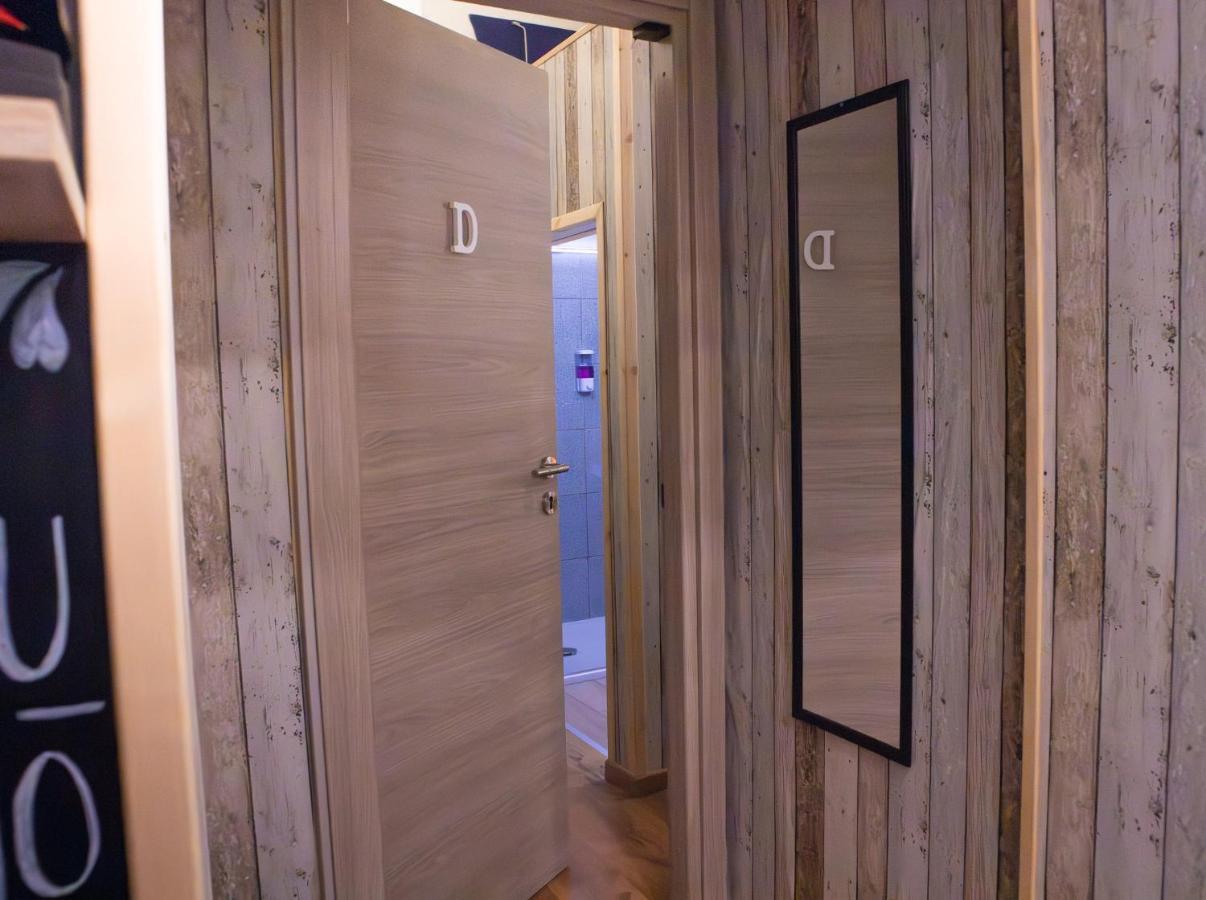 Don Pes Travel Rooms Сассари Экстерьер фото